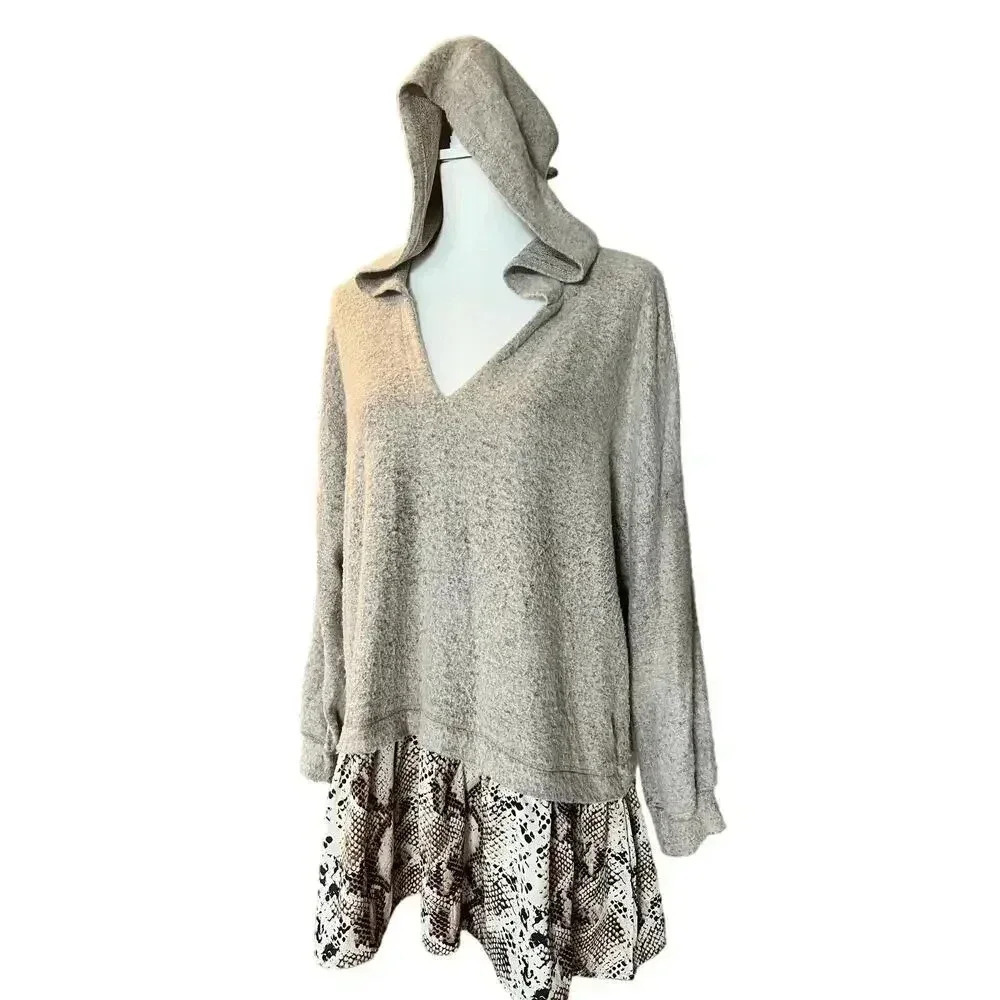 impressions womensv neck fuzzy hooded top size medium